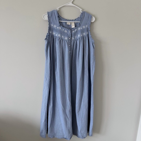 Gilligan & O'Malley Other - Gilligan O'Malley Blue Cotton Nightgown Floral Embroidered Sleeveless Large